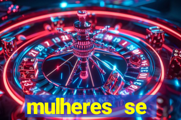 mulheres se exibindo ao vivo